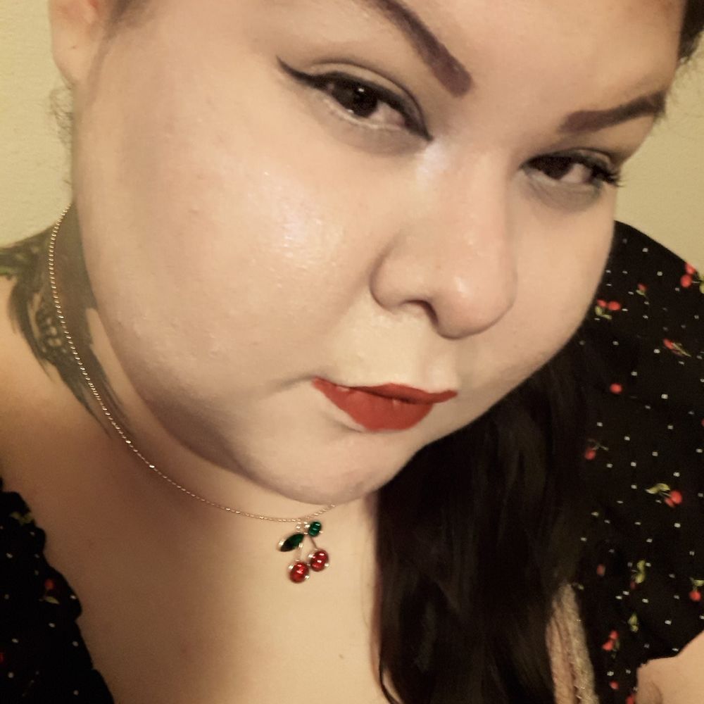 Meet your Posher, Maria